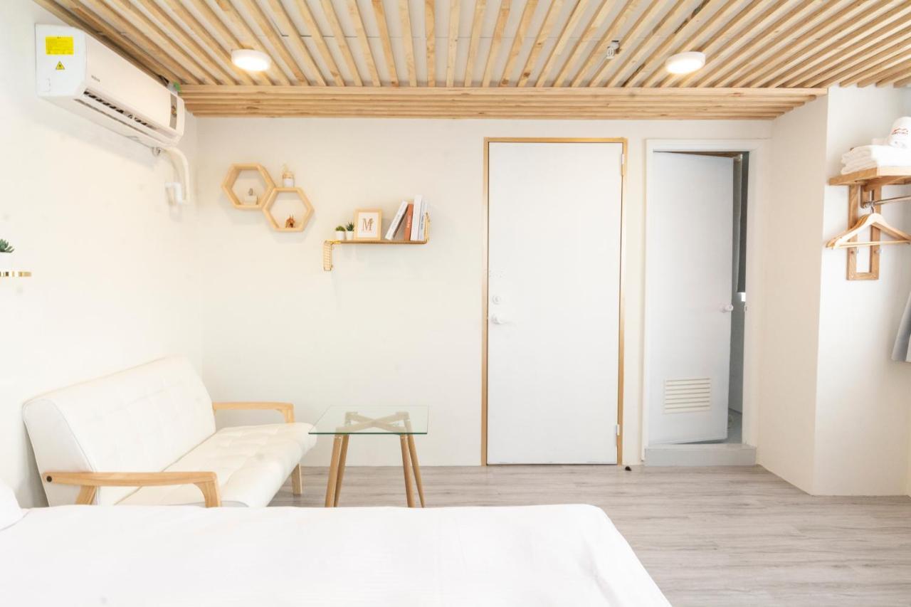 See U Apartment Tainan Exterior foto